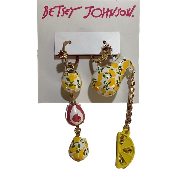Betsey Johnson Lemon Iced Tea Pitcher & Cups Mismatched Earrings RARE New